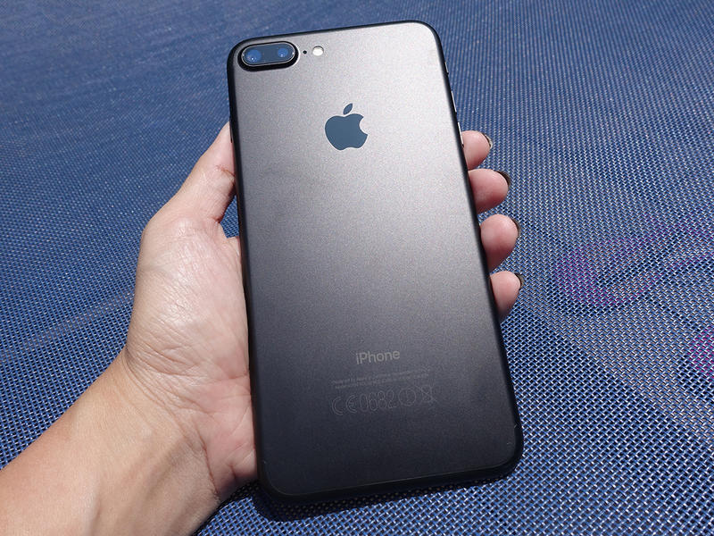 iPhone 7 Plus 128GB về Việt Nam, giá 23,39 triệu đồng